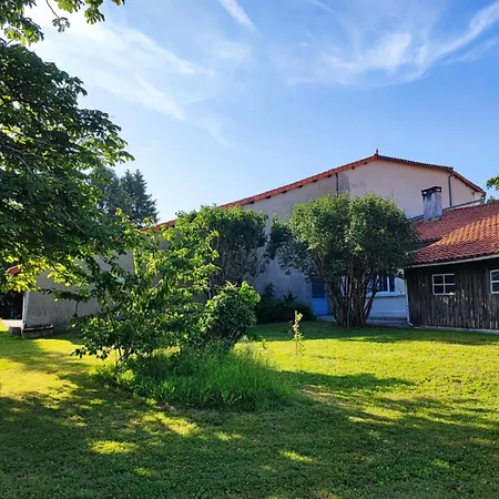 Gite Climatise Avec Jardin Prive Vue Sur Les Vignes Entre Jonzac Et Cognac Léoville