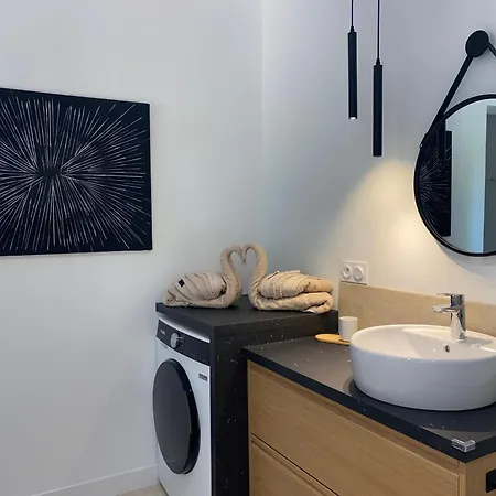 Au Bain Dore Διαμέρισμα *