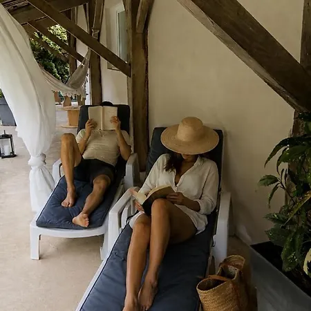 Apartment Climatise Avec Jardin Prive Vue Sur Les Vignes Entre Jonzac Et Cognac *